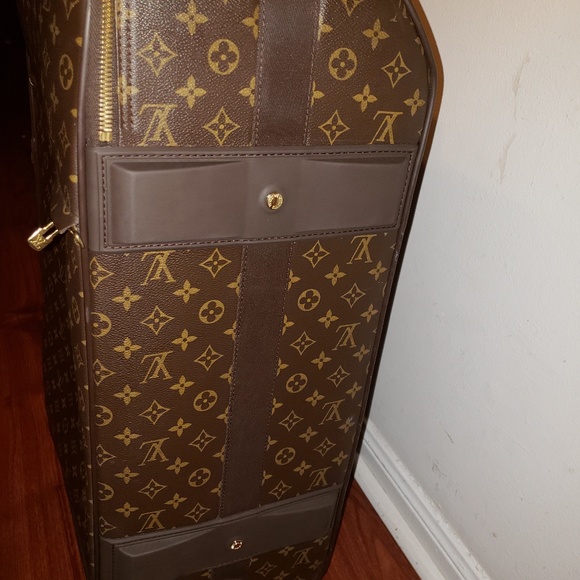 SOLD ON EBAY!! Authentic LV Pegase 70 Vintage - - Picture 2 of 8